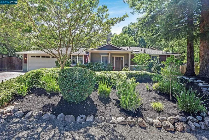 1860 Glen View Dr, Walnut Creek, CA 94595