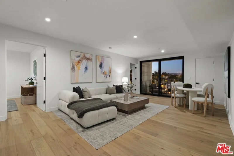 4506 Dockweiler Street 301, Los Angeles, CA 90019