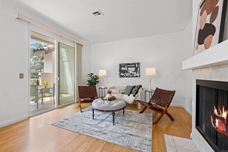 8652 New Salem St. 33, San Diego, CA 92126