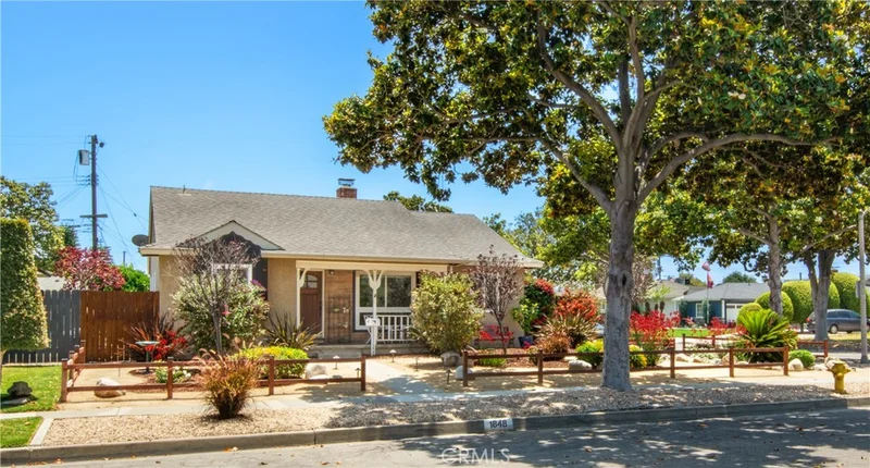 1848 W Flower Avenue, Fullerton, CA 92833