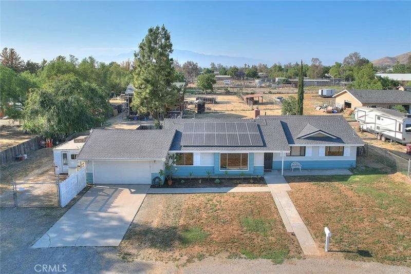 792 Saddle Way, Norco, CA 92860