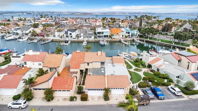 79 Port Of Spain Rd, Coronado, CA 92118