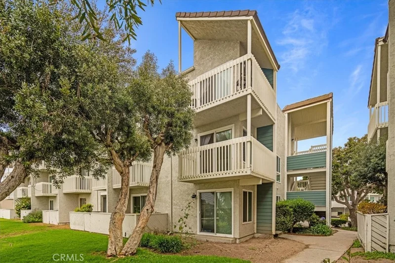 259 S Ventura Road 246, Port Hueneme, CA 93041