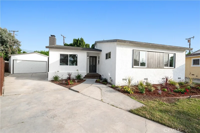 6132 Wolfe Street, Lakewood, CA 90713