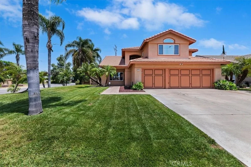 1000 S Helena Street, Colton, CA 92324