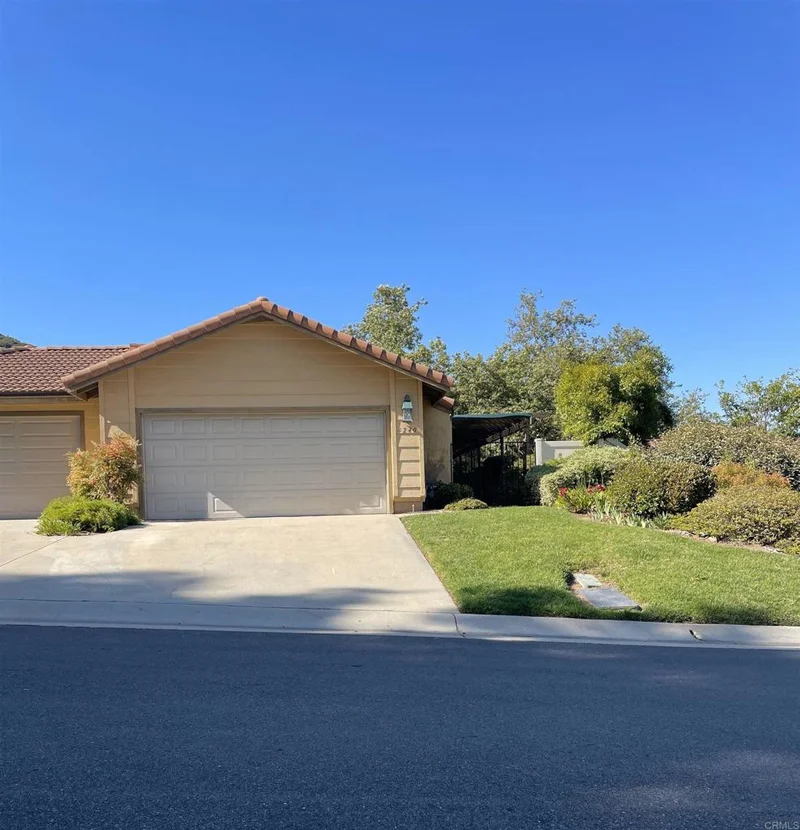 4240 Los Padres Drive, Fallbrook, CA 92028