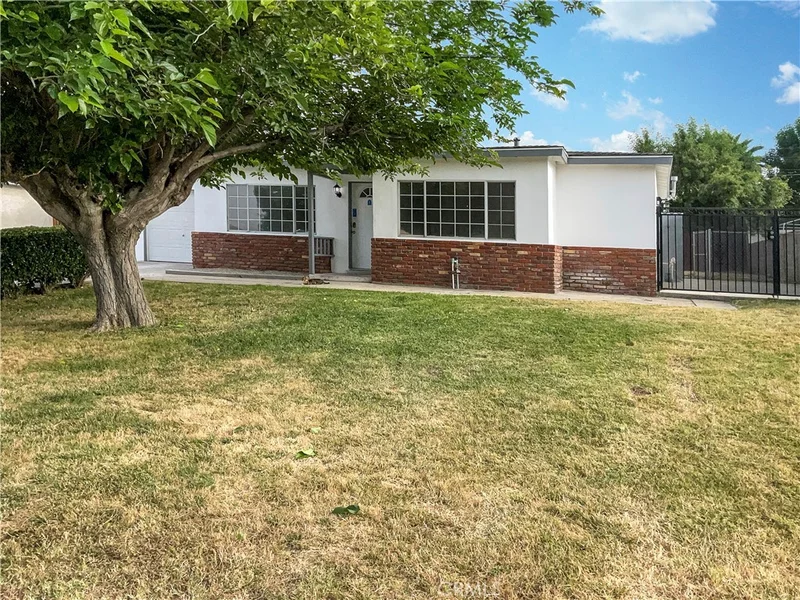 27150 13th Street, Highland, CA 92346