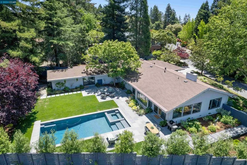 624 Sky Hy Cir, Lafayette, CA 94549