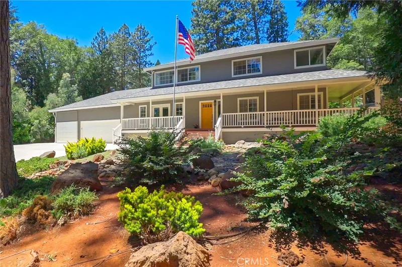 6131 Showdown Circle, Magalia, CA 95954