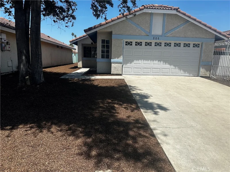 868 Don Drive, Hemet, CA 92543