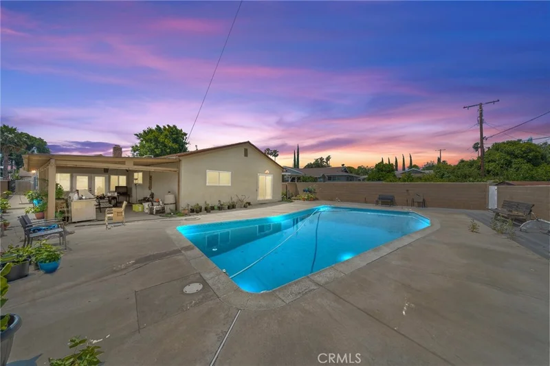 1033 Beverly Road, Corona, CA 92879