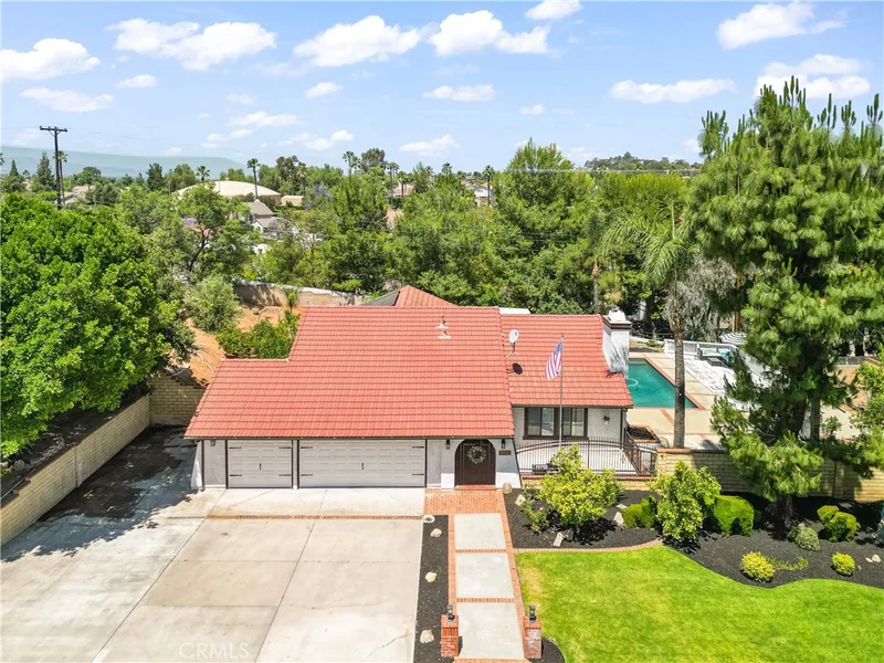6309 Westview Drive, Riverside, CA 92506