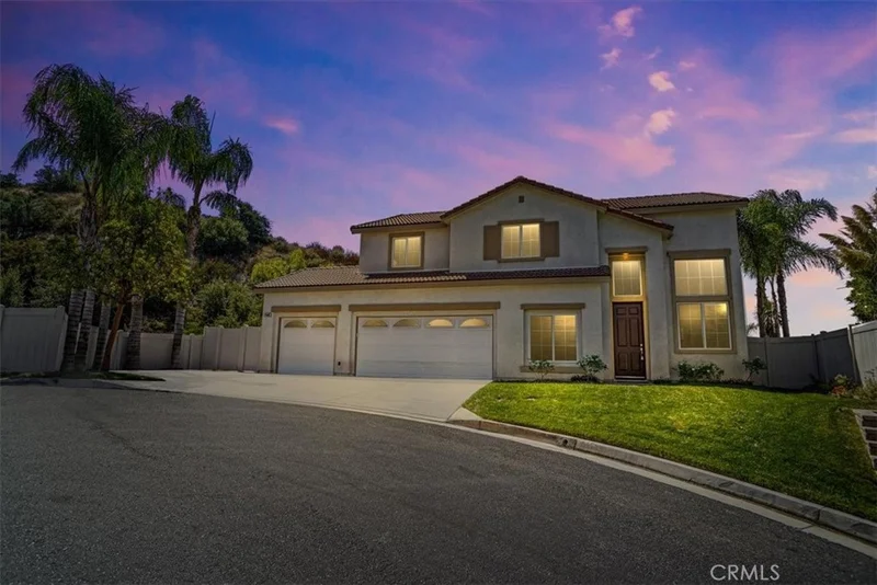 29405 Dakotah Court, Canyon Country, CA 91387