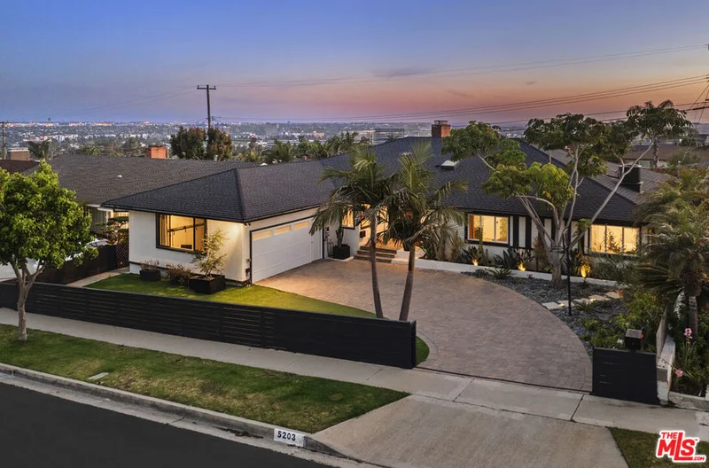 5203 Bedford Avenue, Los Angeles, CA 90056