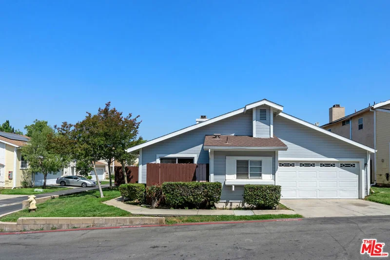 12309 Clover Road, Pacoima, CA 91331