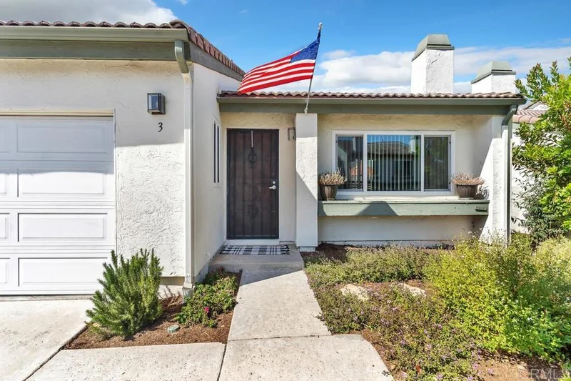 1007 Howard Avenue 3, Escondido, CA 92029