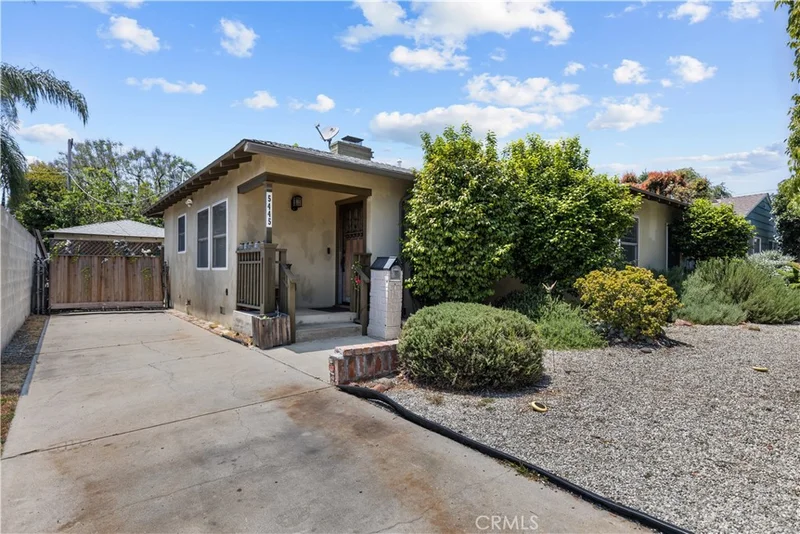 5445 Simpson Avenue, Valley Village, CA 91607