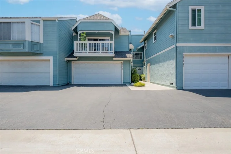 1878 Rory Lane 3, Simi Valley, CA 93063