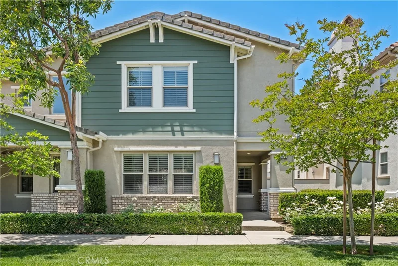855 E Mountain Way C, Azusa, CA 91702