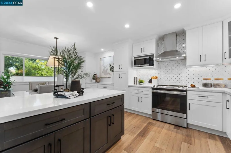 1160 Singingwood Ct 8, Walnut Creek, CA 94595