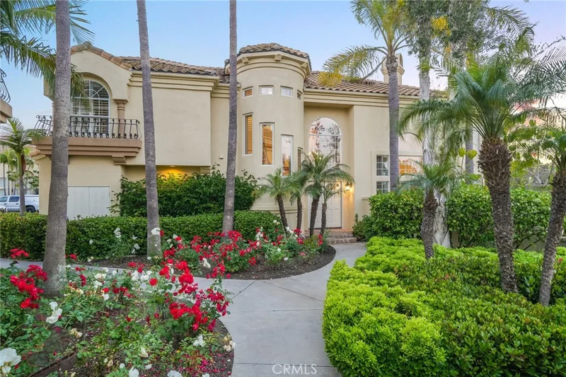 25865 Cordova, Laguna Hills, CA 92653