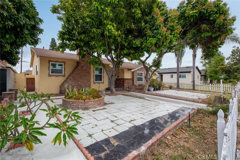 11692 Magnolia Street, Garden Grove, CA 92841