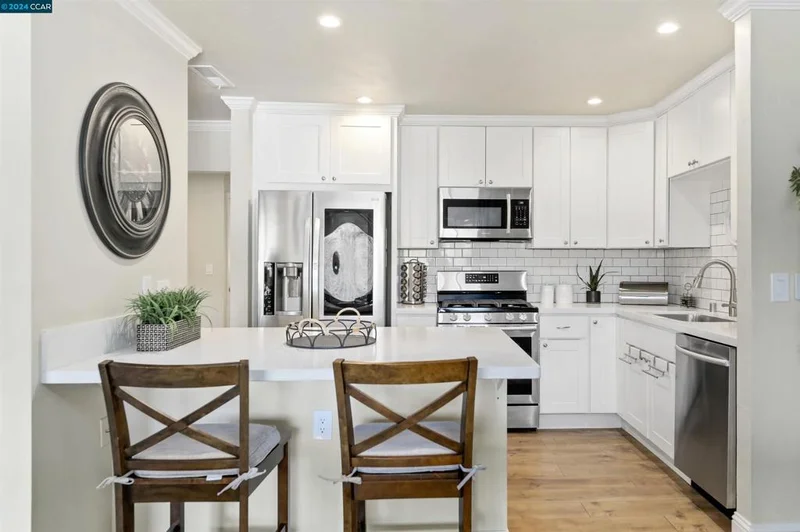 1131 Oakmont Dr. 5, Walnut Creek, CA 94595