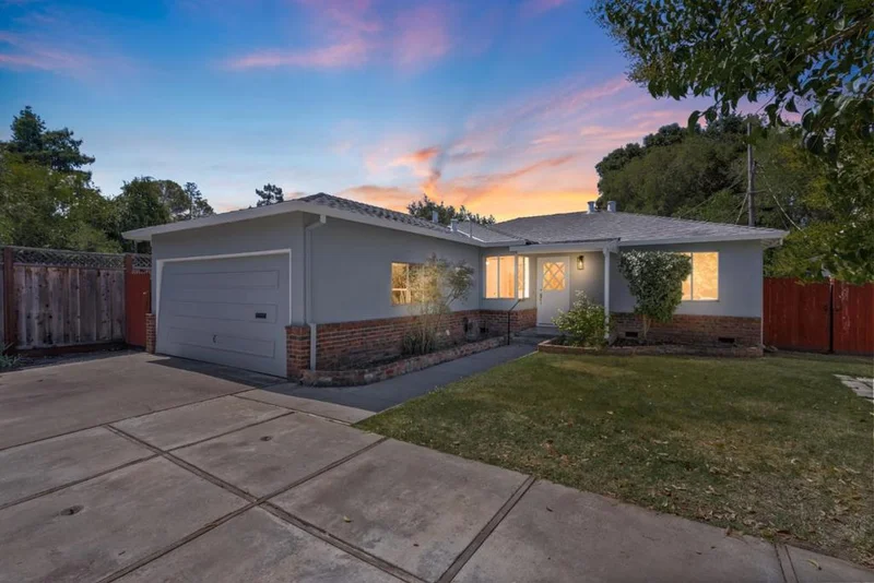 260 Elliott Drive, Menlo Park, CA 94025