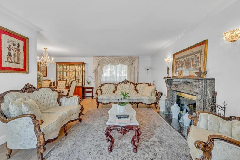 10440 Link Street, Oakland, CA 94603
