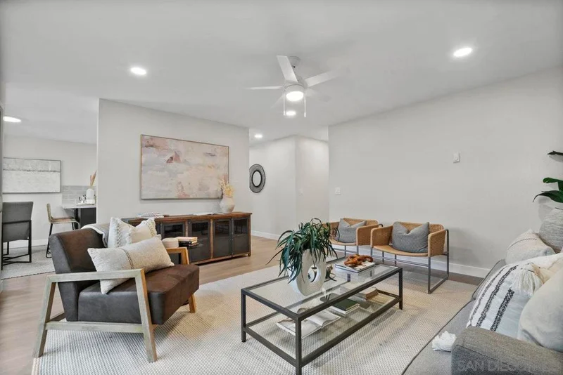 5493 Adobe Falls Rd 8, San Diego, CA 92120