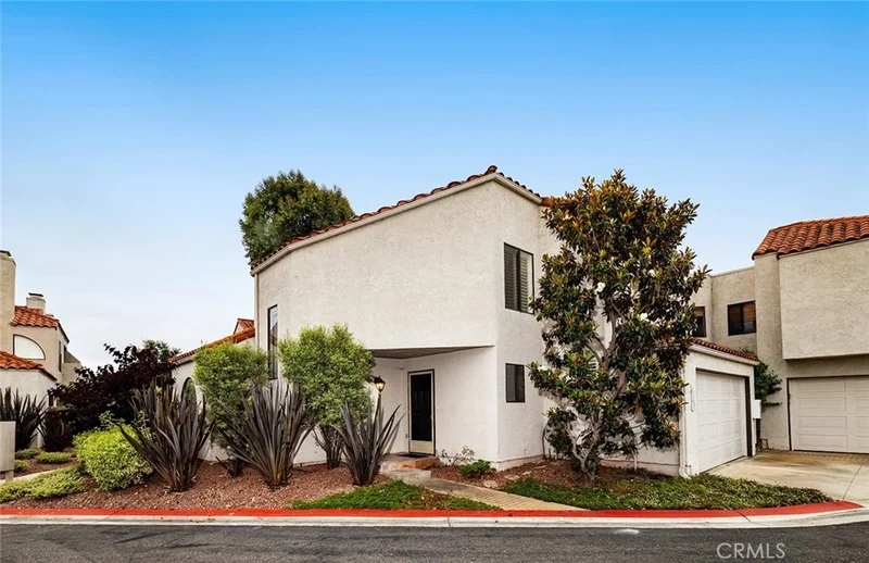 4168 Delphi Circle, Huntington Beach, CA 92649