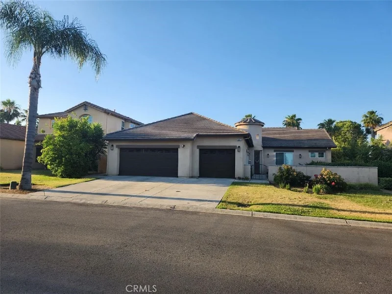 8915 Laguna Street, Chowchilla, CA 93610