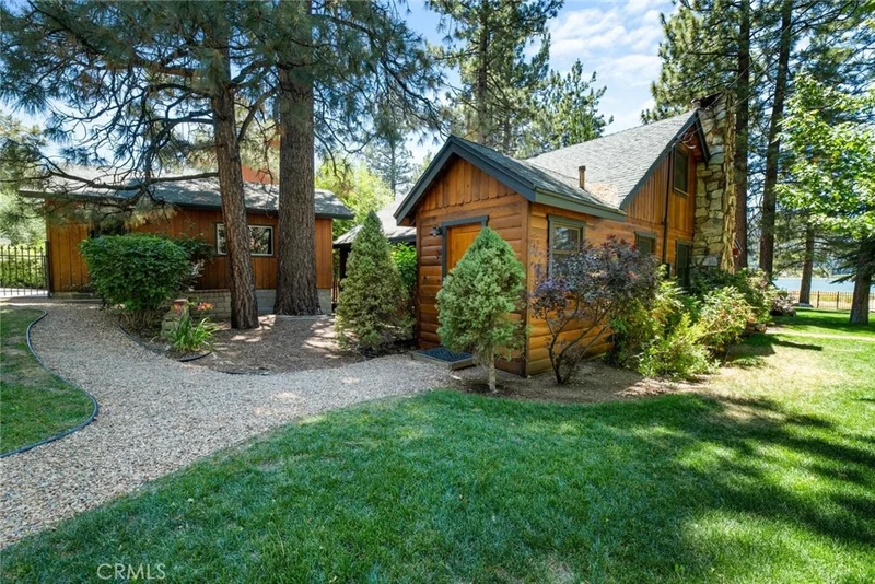 124 Lake Drive, Big Bear Lake, CA 92315