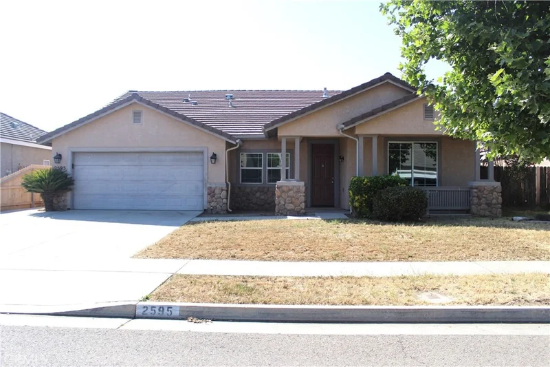 2595 Arciero Drive, Tulare, CA 93274