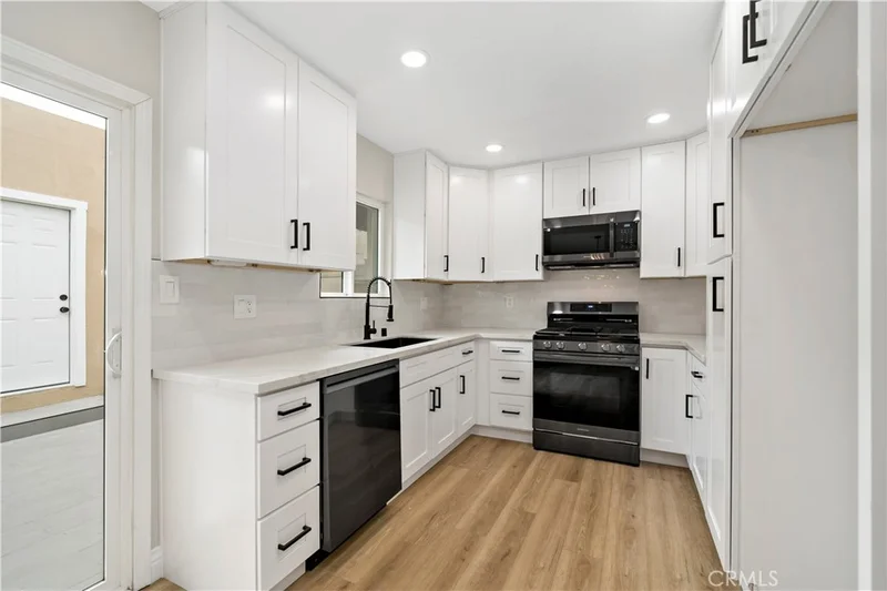 2295 N Tustin Street 41, Orange, CA 92865