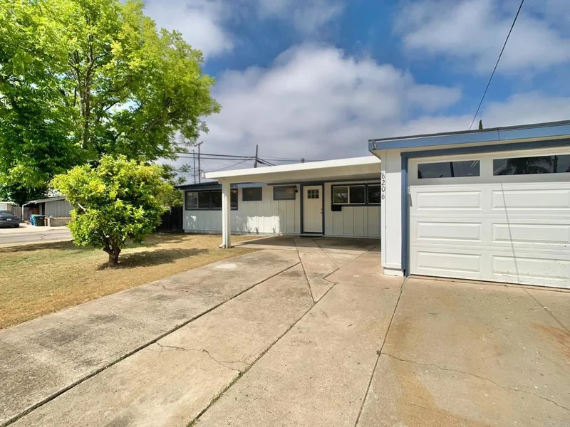 6206 Lake Albano Avenue, San Diego, CA 92119