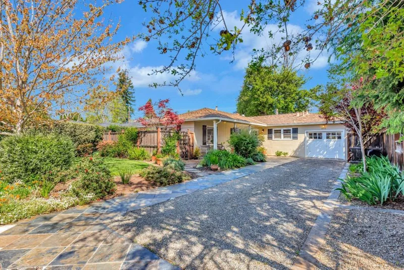 430 Concord Drive, Menlo Park, CA 94025