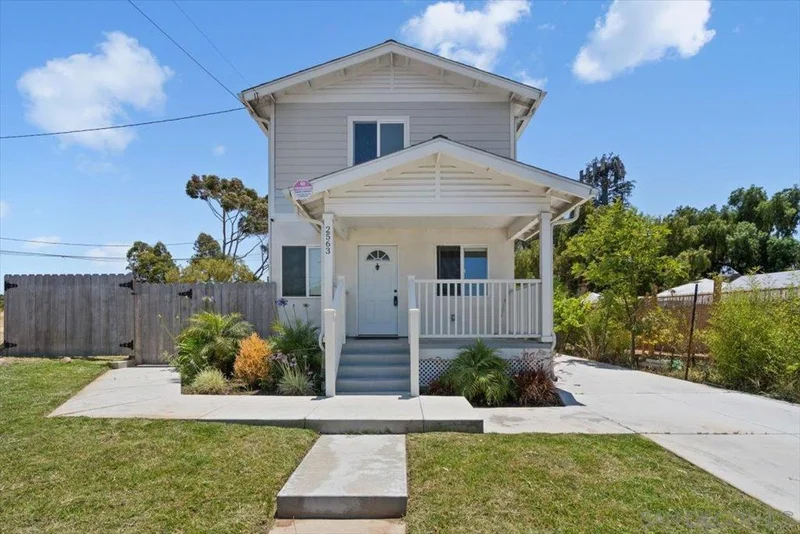 2563 Grove St, National City, CA 91950