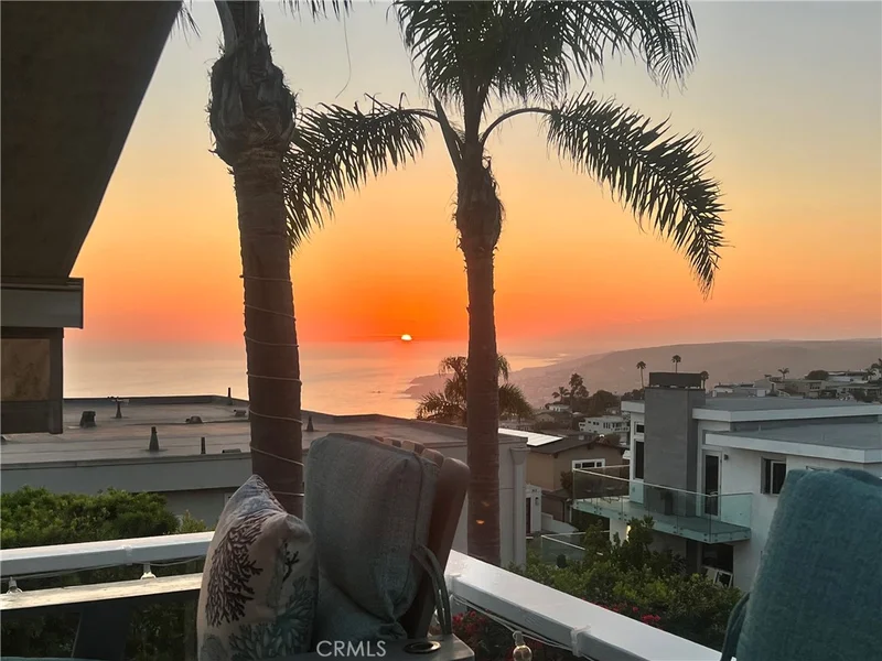 891 Acapulco Street, Laguna Beach, CA 92651