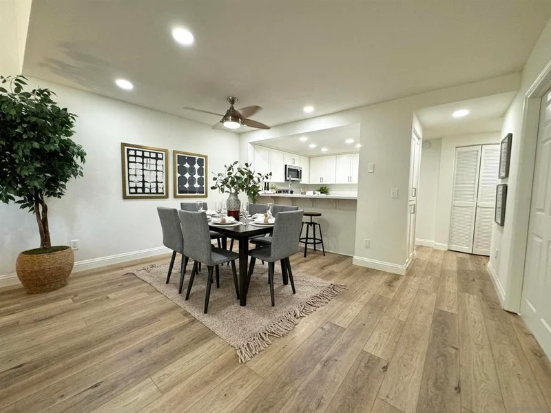 6252 Caminito Araya, San Diego, CA 92122