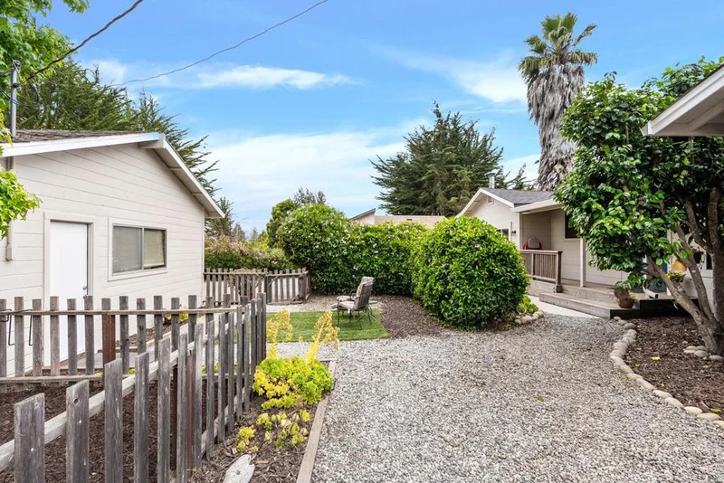 617 Amesti Road, Watsonville, CA 95076