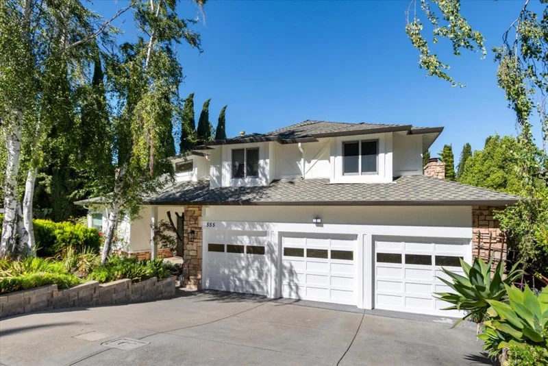 555 Exeter Way, San Carlos, CA 94070