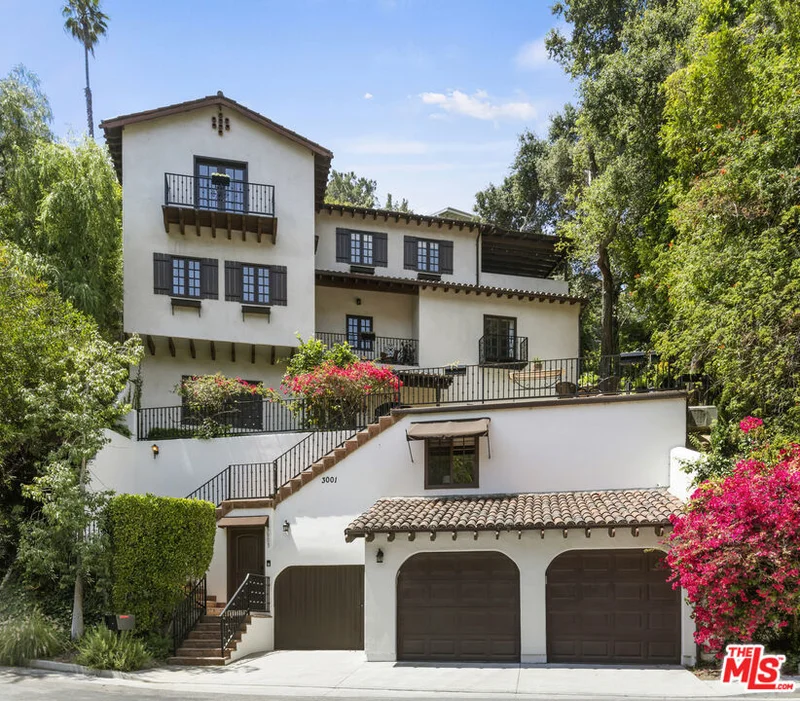 3001 N Beachwood Drive, Los Angeles, CA 90068