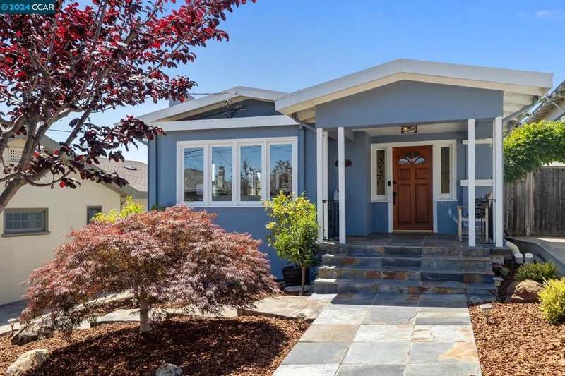 4647 Edgewood Ave, Oakland, CA 94602
