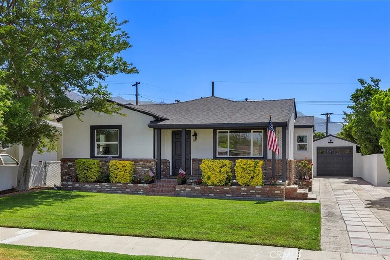 2534 N Myers Street, Burbank, CA 91504