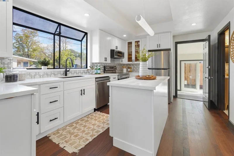 1241 D St, Hayward, CA 94541