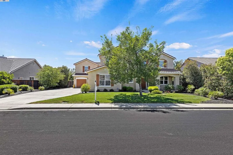 2255 Sugarloaf Ct., Brentwood, CA 94513