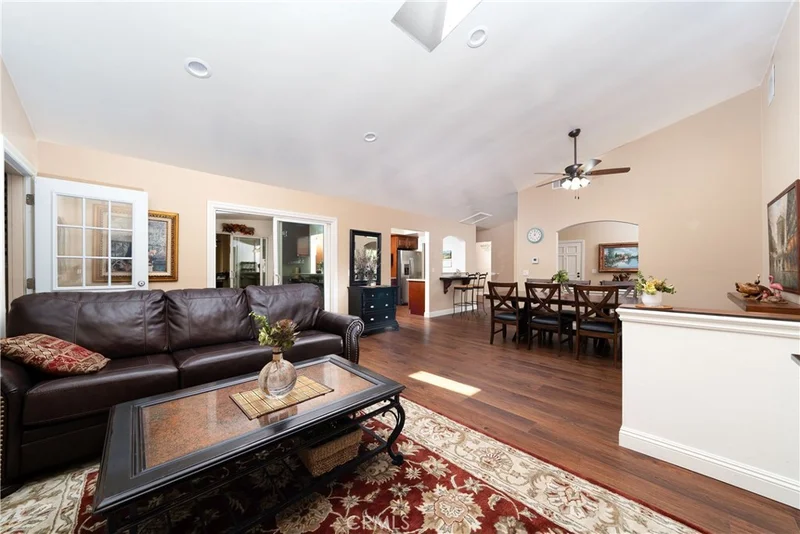 101 S Shakespeare Street, Anaheim, CA 92806