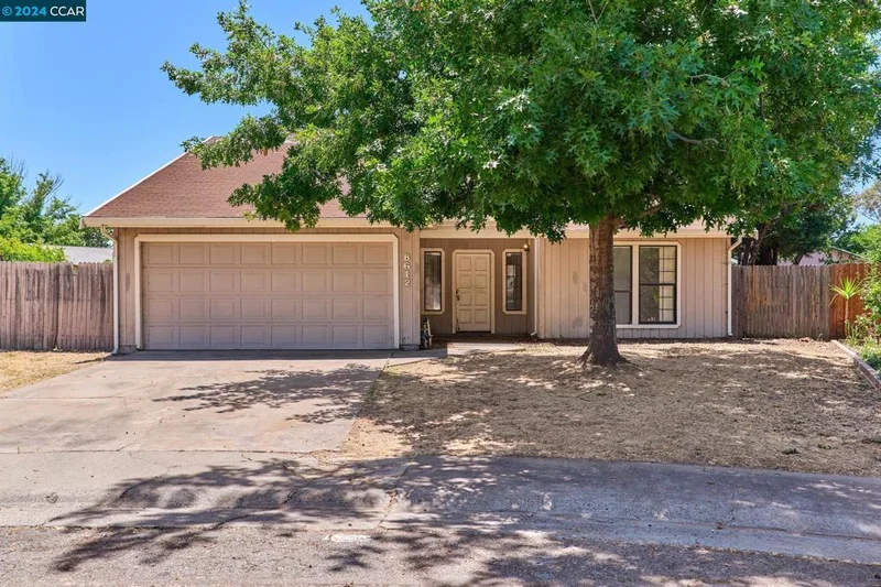 8612 Mellowoods Way, Sacramento, CA 95828