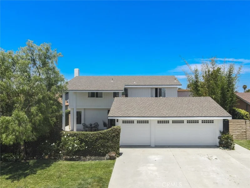 8871 Bellshire Drive, Huntington Beach, CA 92646
